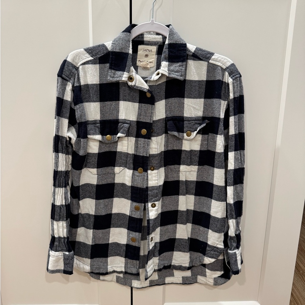 Japna Blie and White Plaid Shirt